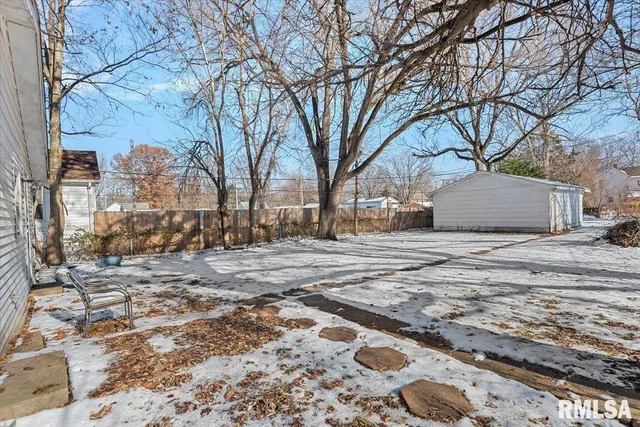 $99,900 | 1224 North Rutledge Street, Springfield, IL 62702