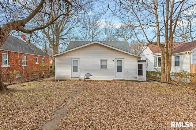 $99,900 | 1224 North Rutledge Street, Springfield, IL 62702