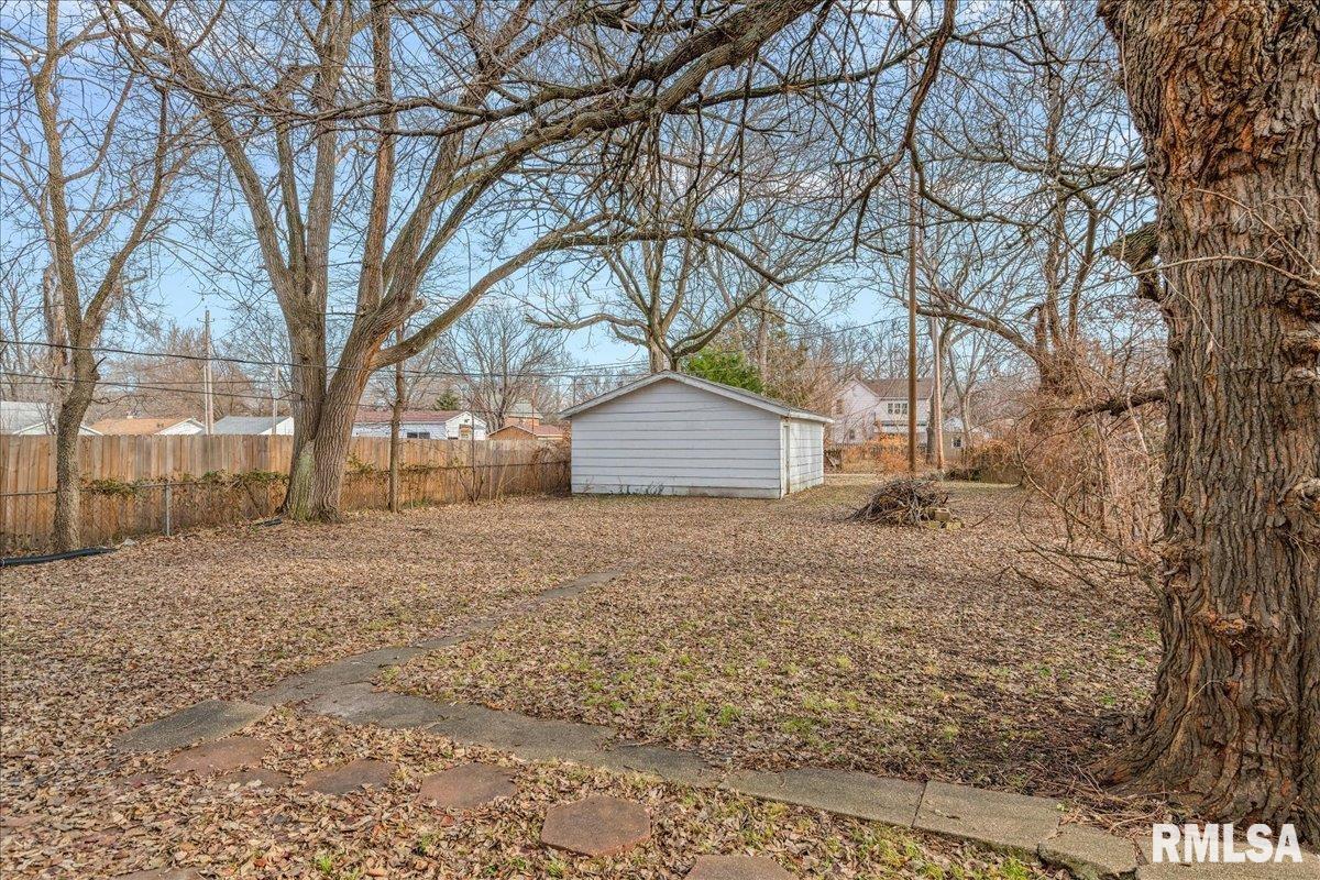 1224 North Rutledge Street Springfield, IL 62702 - Photo 27 of 28