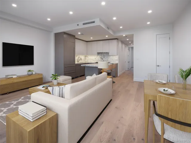 $1,125,000 | 21-31 Shore Boulevard, Unit 1E | Astoria