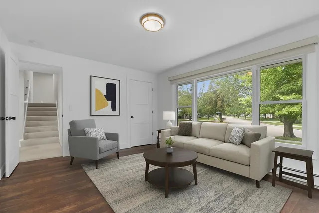 $870,000 | 2180 White Swan Drive, Oshkosh, WI 54901