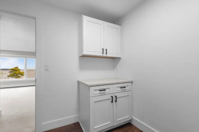 $870,000 | 2180 White Swan Drive, Oshkosh, WI 54901