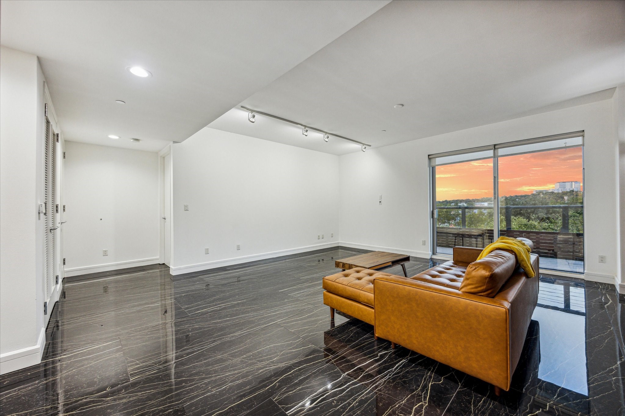 901 West 9th Street, Unit 401A Austin, TX 78703 - Photo 24 of 30