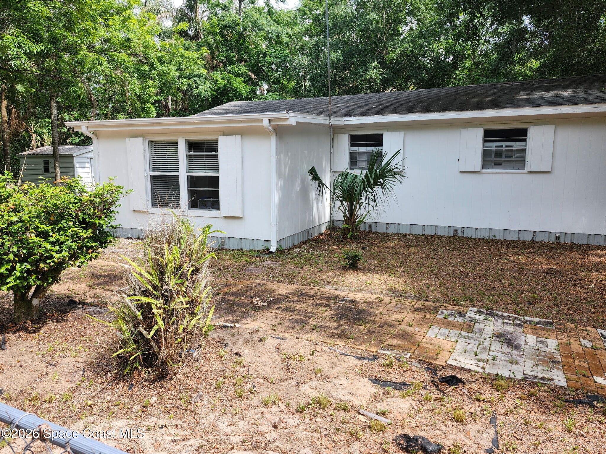 3585 Aurantia Road Mims, FL 32754 - Photo 4 of 32 Aurantia front 4