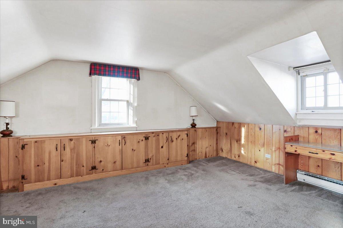 19011 Orchard Terrace Road Hagerstown, MD 21742 - Photo 23 of 41 a view of an empty room