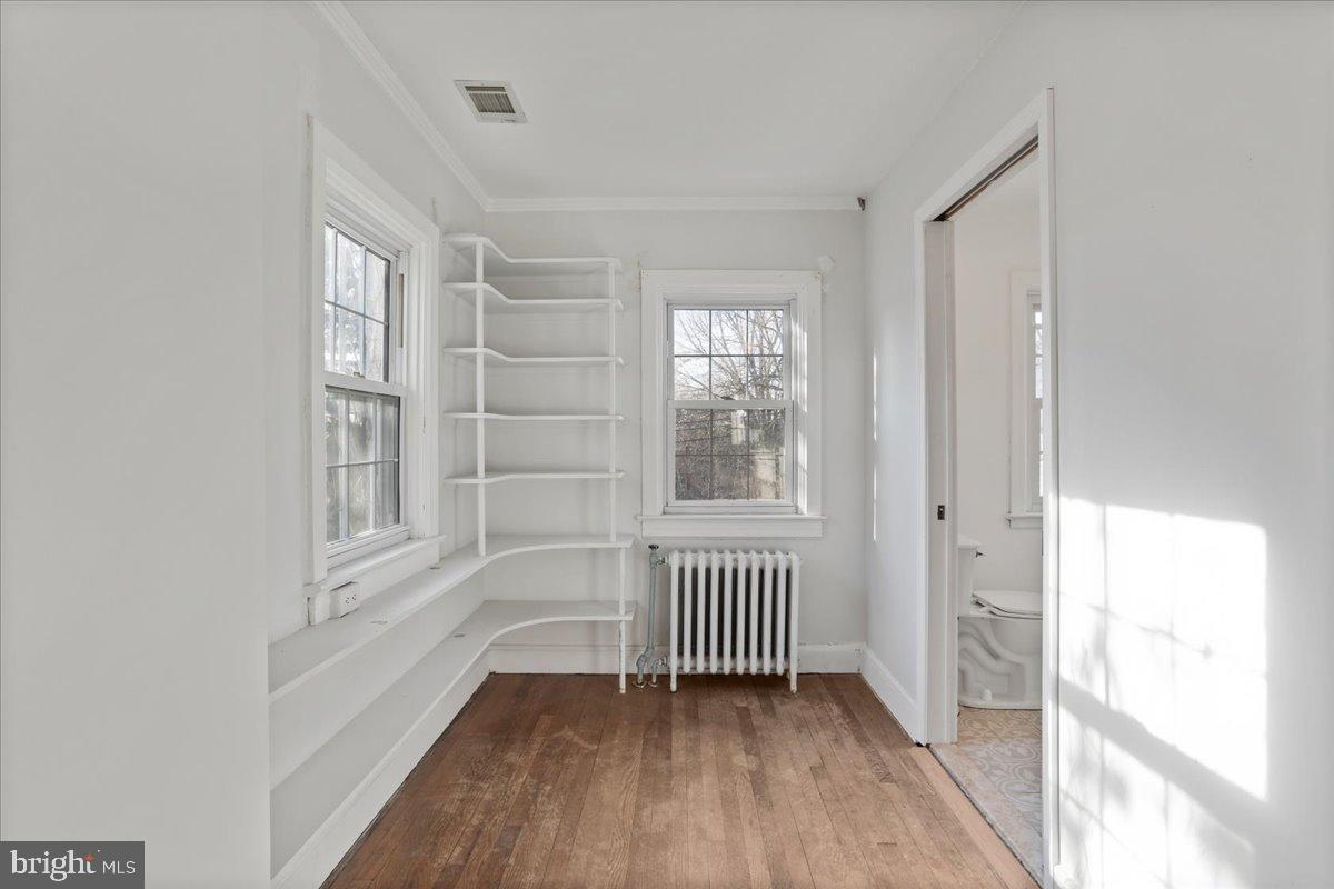 19011 Orchard Terrace Road Hagerstown, MD 21742 - Photo 33 of 41 a view of empty room with wooden floor and fan