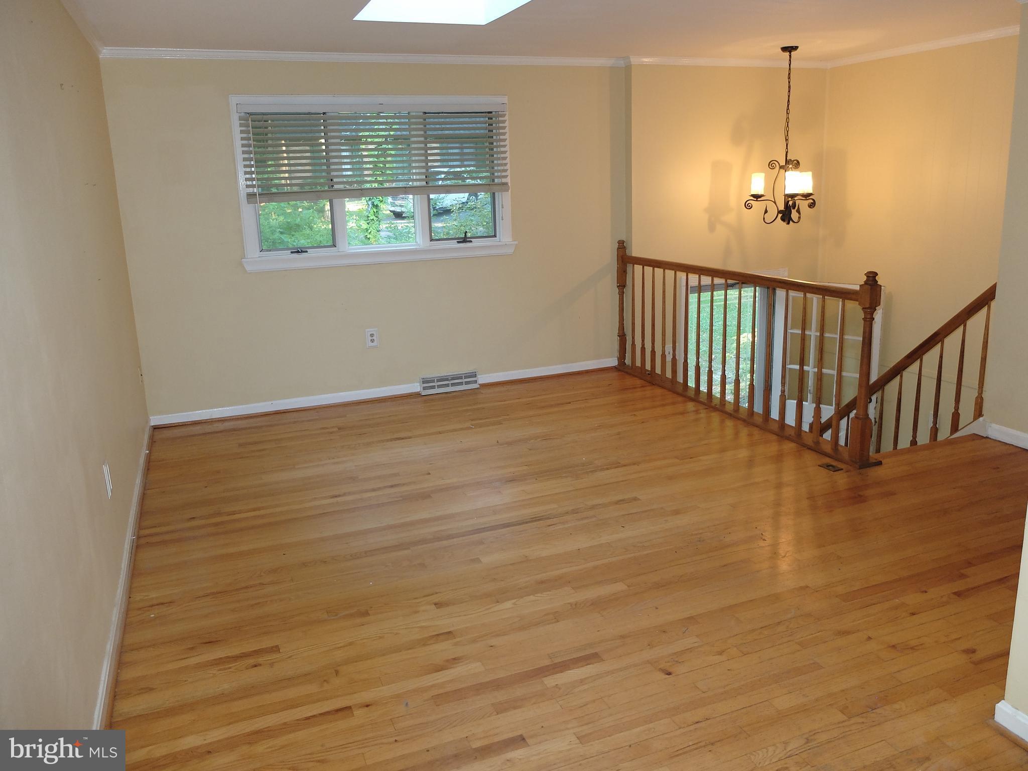 2662 Ogleton Road Annapolis, MD 21403 - Photo 3 of 22 Hardwood floors
