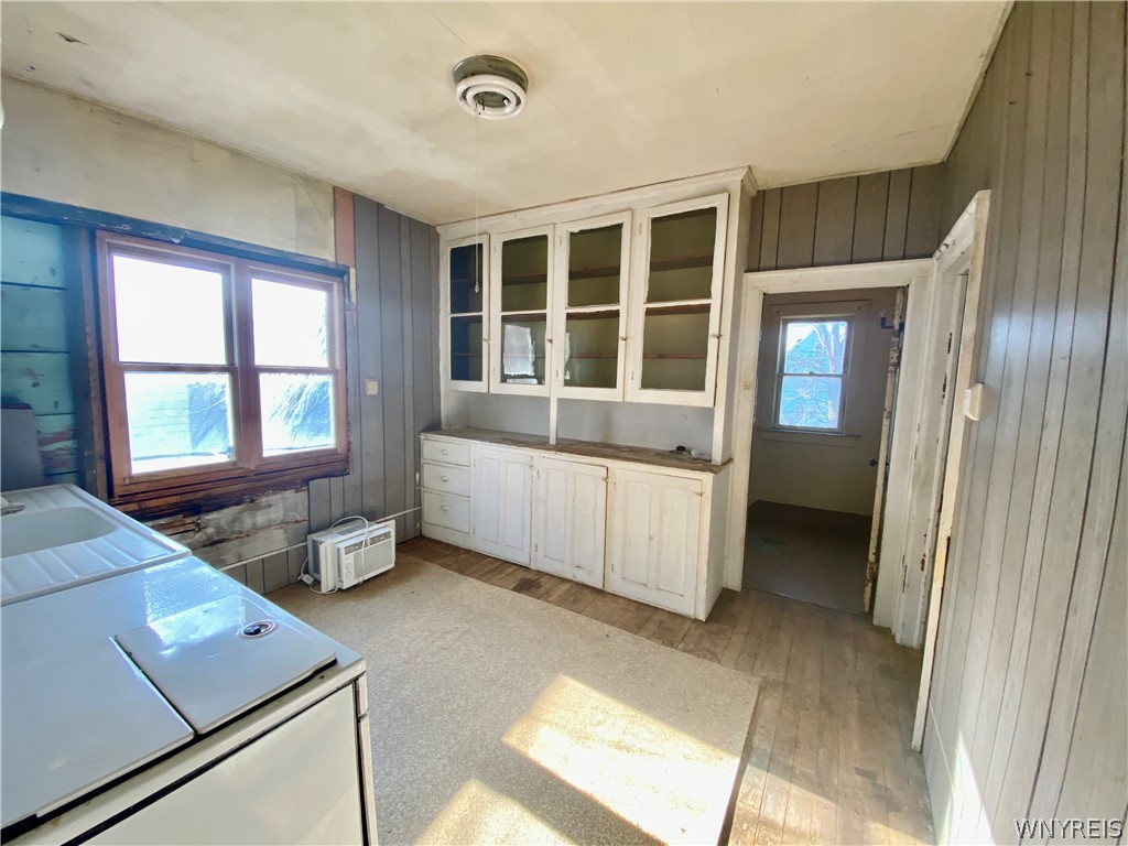 402 Baynes Street Buffalo, NY 14213 - Photo 22 of 37 Upper Apartment: Original kitchen with tall cabine
