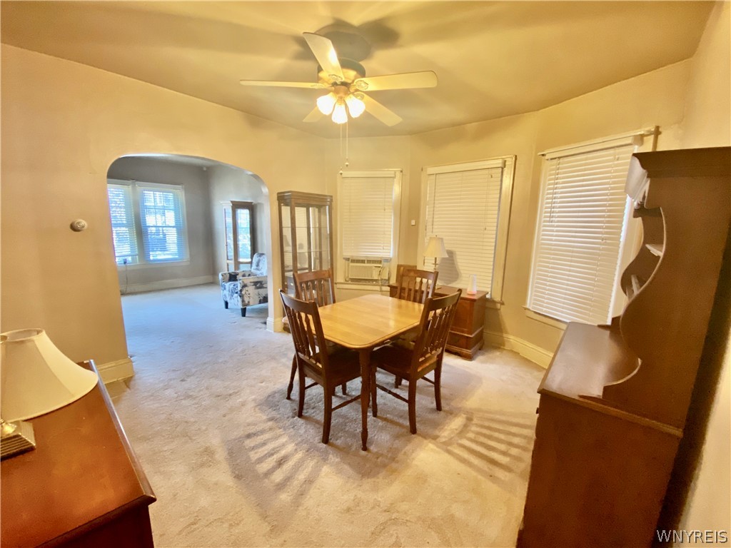 402 Baynes Street Buffalo, NY 14213 - Photo 7 of 37 Lower Apartment: Dining room is conveniently loca