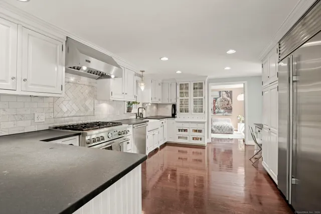 $11,500 | 66 North Avenue, Westport, CT 06880