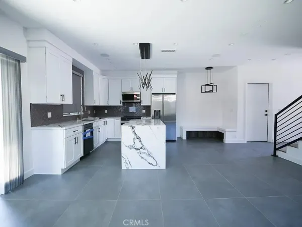 $2,400,000 | 8034 Fair Avenue, Sun Valley, CA 91352