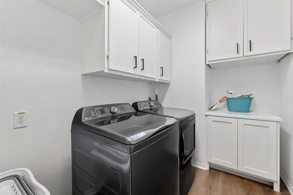 $5,400 | 66 South Longsford Circle, The Woodlands, TX 77382