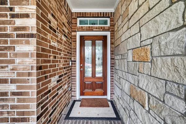 $5,400 | 66 South Longsford Circle, The Woodlands, TX 77382