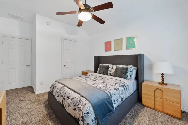 $5,400 | 66 South Longsford Circle, The Woodlands, TX 77382