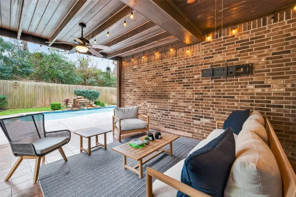 $5,400 | 66 South Longsford Circle, The Woodlands, TX 77382