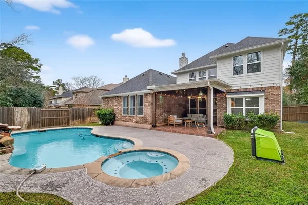 $5,400 | 66 South Longsford Circle, The Woodlands, TX 77382