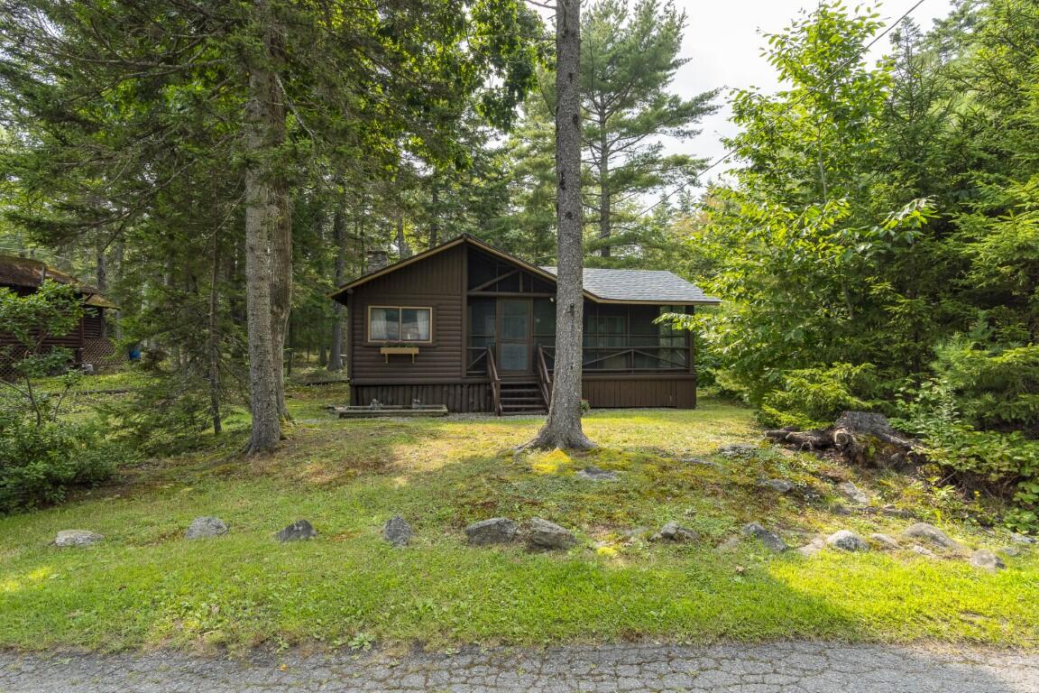 11 Bayberry Road Boothbay Harbor, ME 04538 - Photo 2 of 36 2