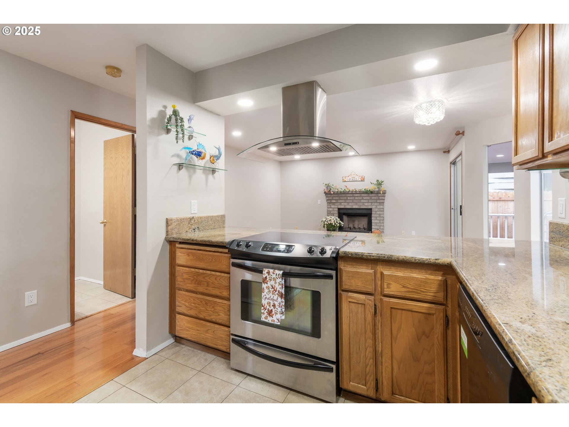 2132 Assumption Street Eugene, OR 97402 - Photo 13 of 39