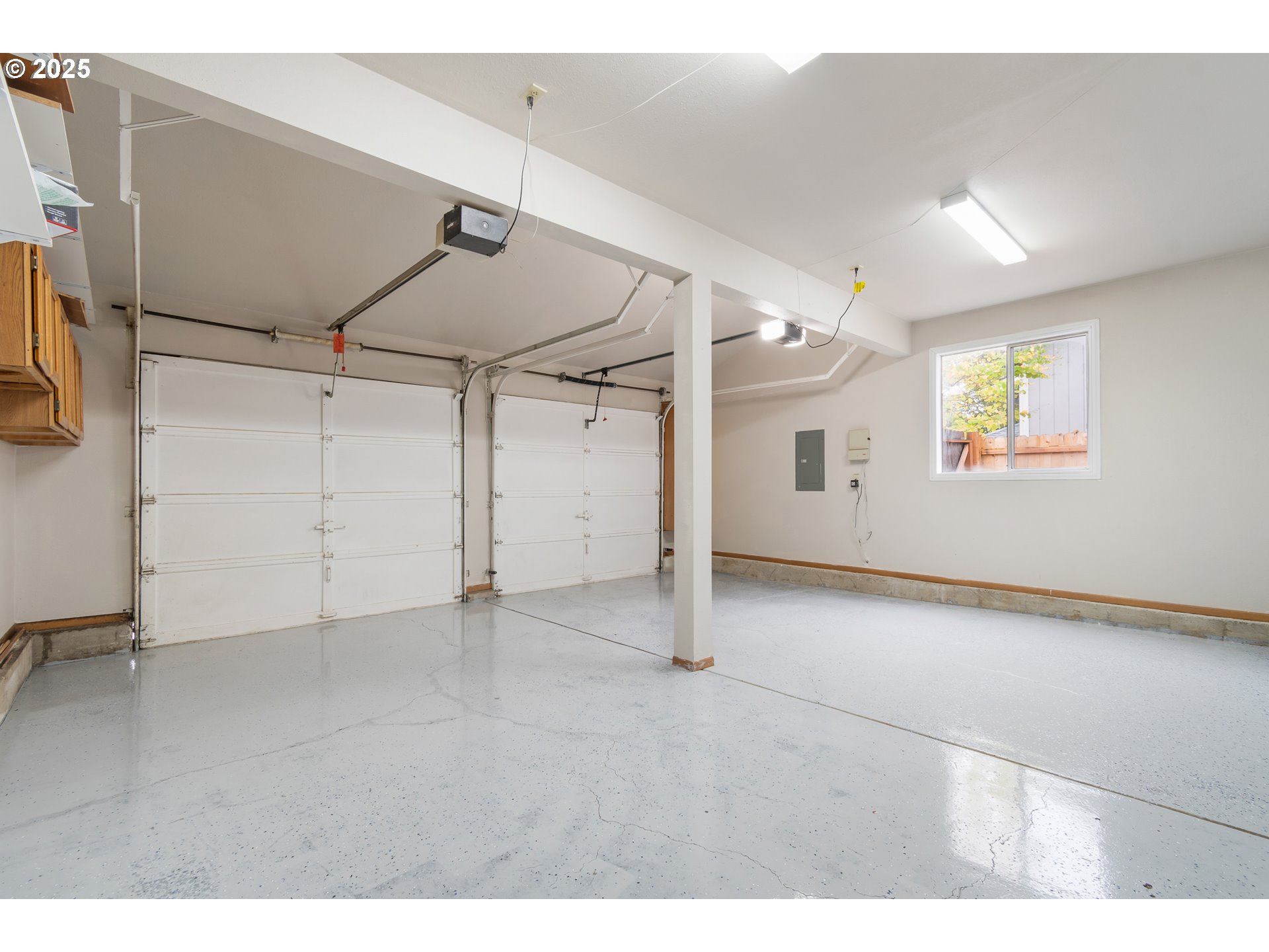 2132 Assumption Street Eugene, OR 97402 - Photo 26 of 39