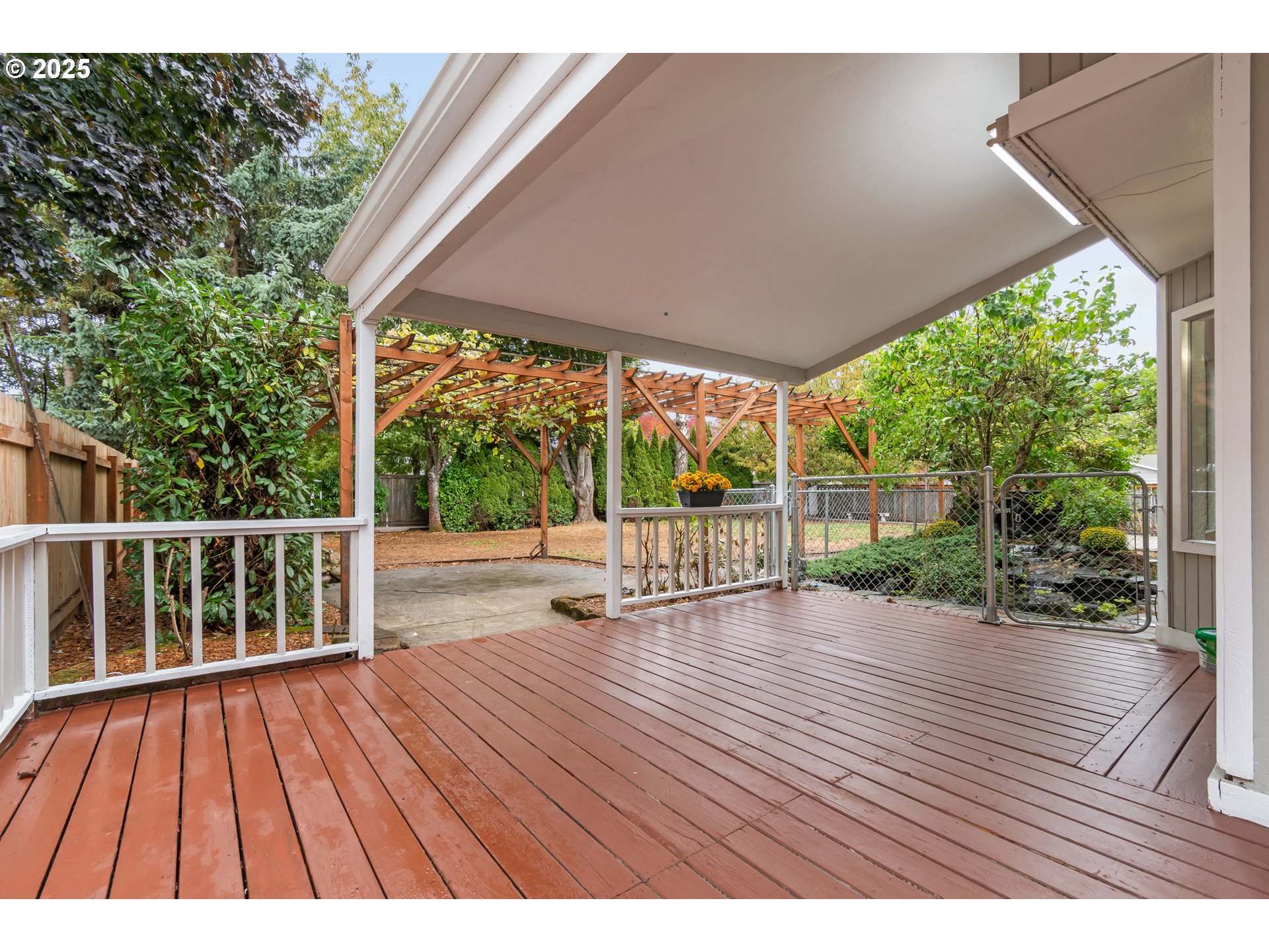 2132 Assumption Street Eugene, OR 97402 - Photo 29 of 39