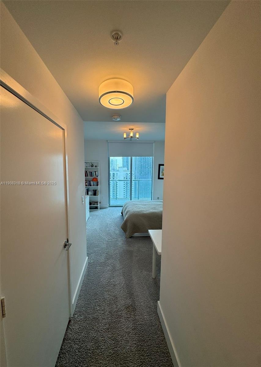 79 Southwest 12th Street, Unit 4012S Miami, FL 33130 - Photo 15 of 34 a view of a hallway