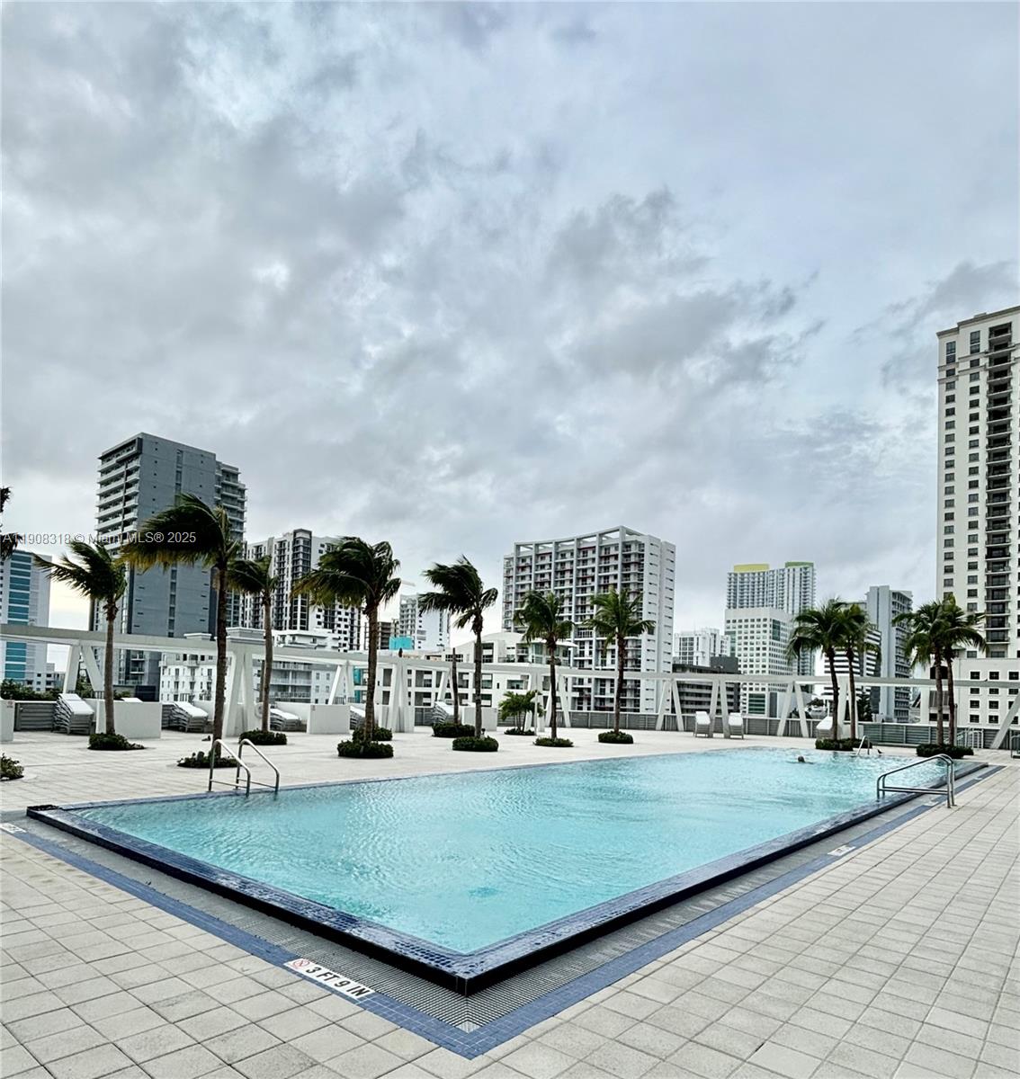 79 Southwest 12th Street, Unit 4012S Miami, FL 33130 - Photo 28 of 34 a view of outdoor space with city view