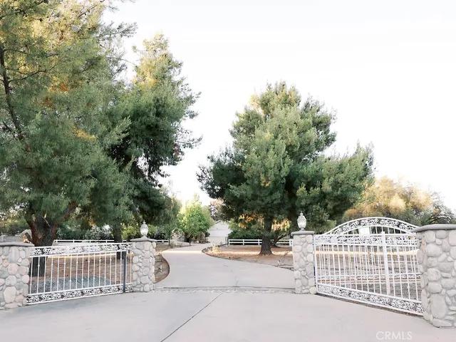 $1,365,000 | 37450 Downey Road, Temecula, CA 92592