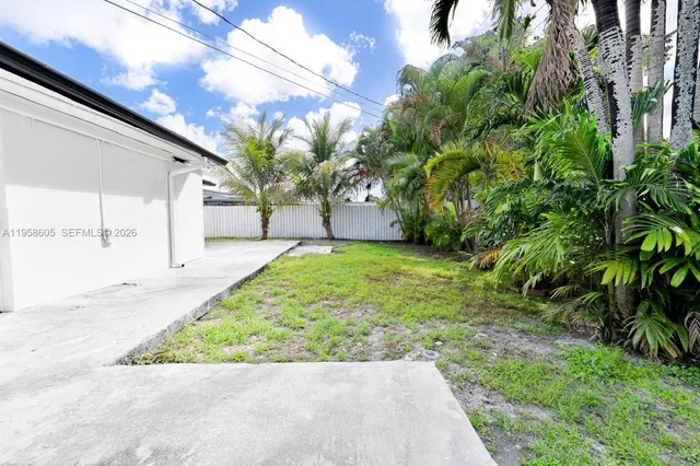 $725,000 | 7884 Northwest 175th Street, Hialeah, FL 33015