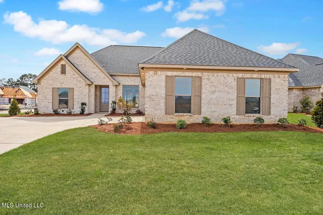 $406,900 | 1018 Kensington Drive, Flowood, MS 39232