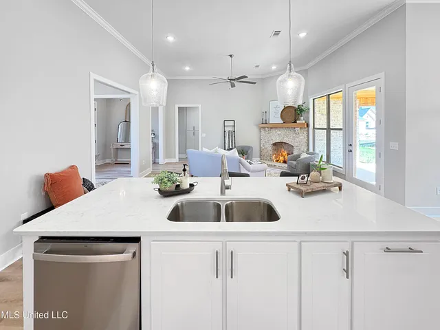 $406,900 | 1018 Kensington Drive, Flowood, MS 39232