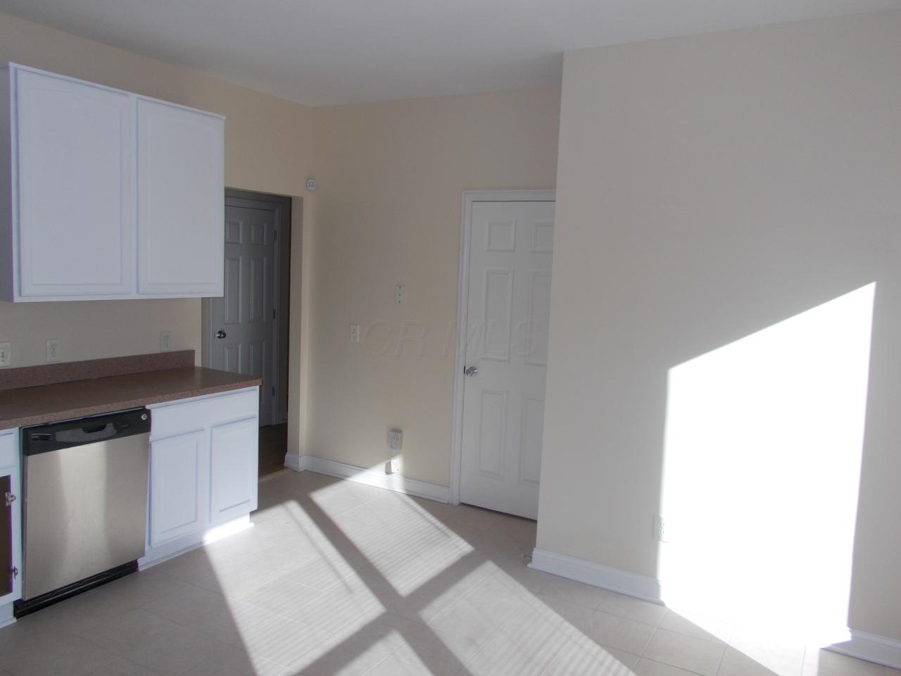 5977 Meehan Road Dublin, OH 43016 - Photo 15 of 64 Gallery Image 15