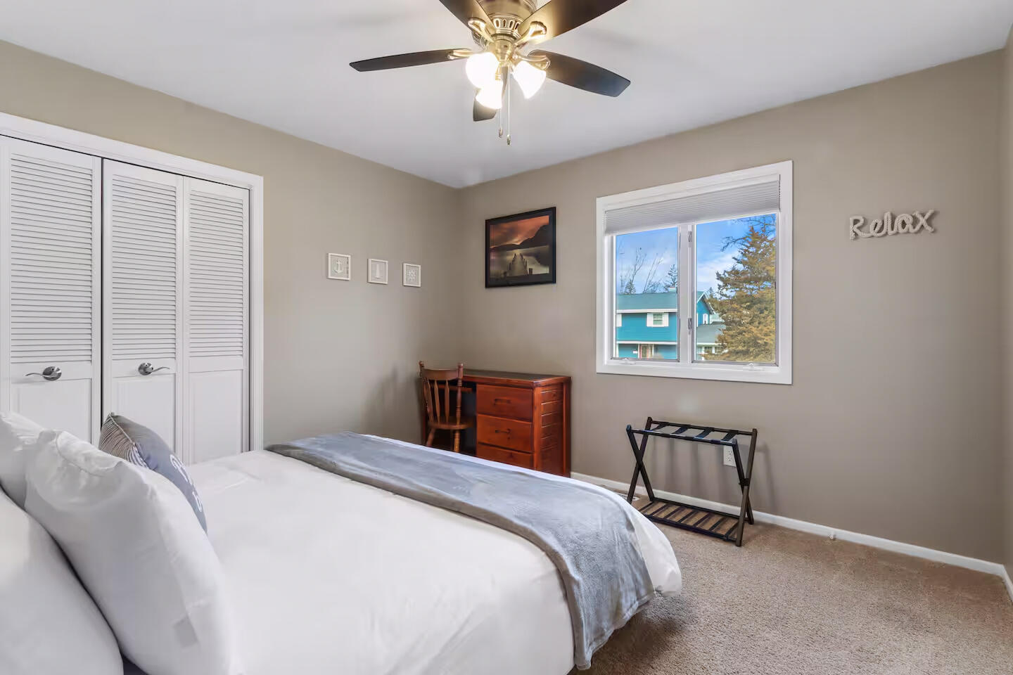 1800 Miller Road Lake Geneva, WI 53147 - Photo 22 of 29 Third Bedroom