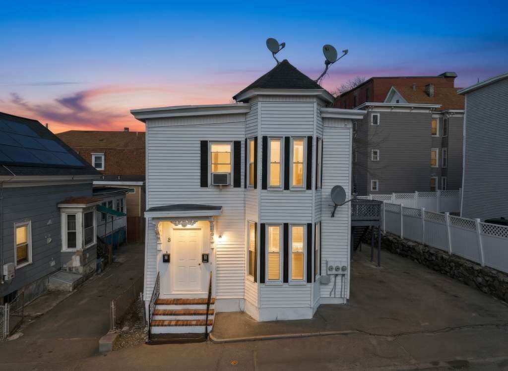 8 Gates Street Lowell, MA 01851 - Photo 1 of 37