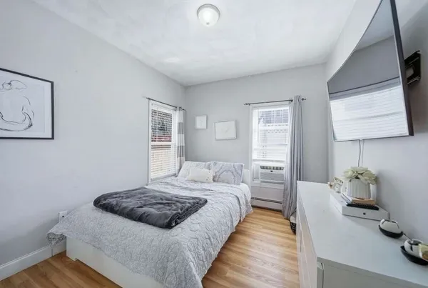$689,999 | 8 Gates Street, Lowell, MA 01851