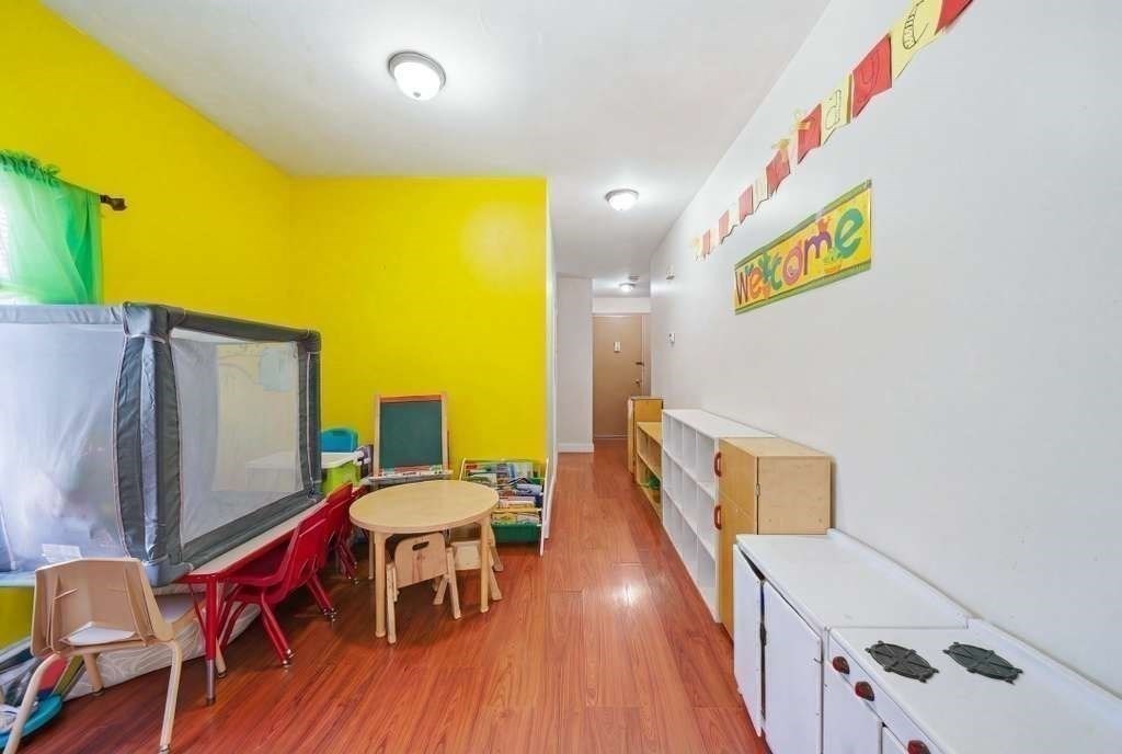 8 Gates Street Lowell, MA 01851 - Photo 23 of 37