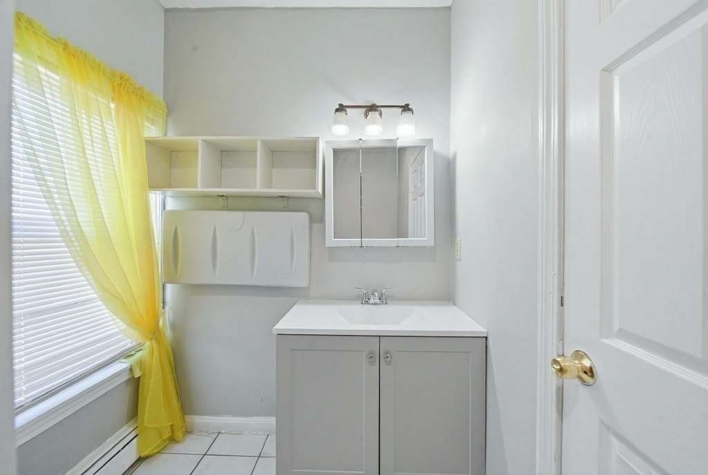 8 Gates Street Lowell, MA 01851 - Photo 24 of 37