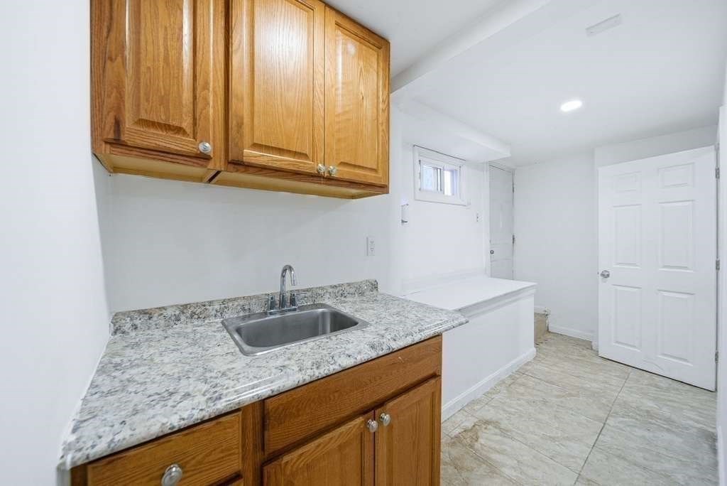 8 Gates Street Lowell, MA 01851 - Photo 33 of 37