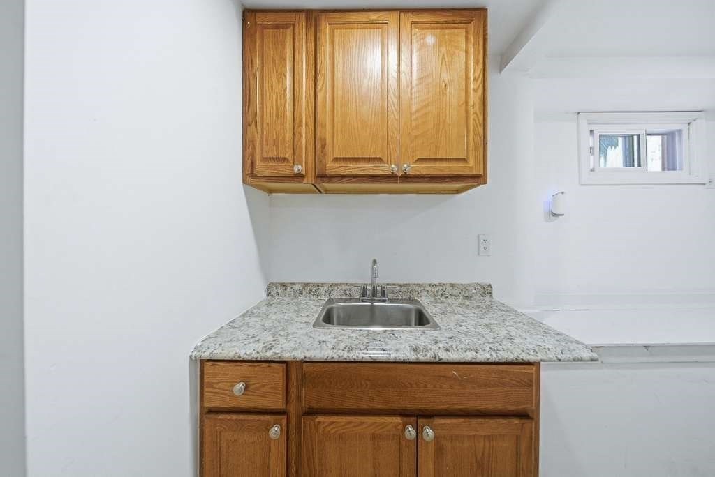 8 Gates Street Lowell, MA 01851 - Photo 34 of 37
