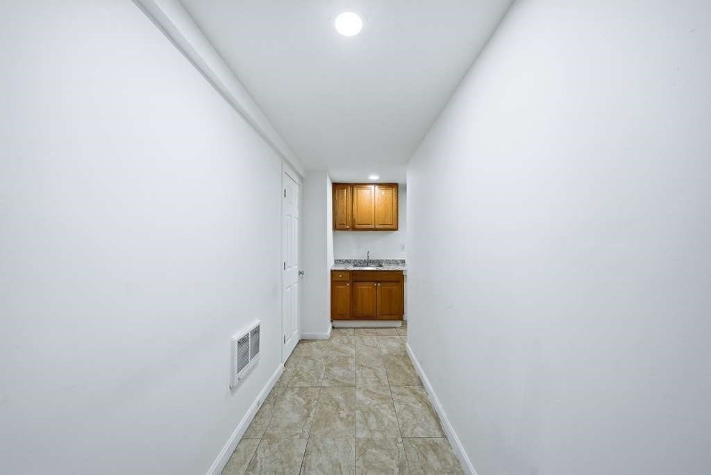 8 Gates Street Lowell, MA 01851 - Photo 35 of 37