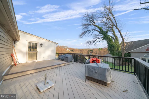 $1,550,000 | 19 Memel Drive, Thornton, PA 19373