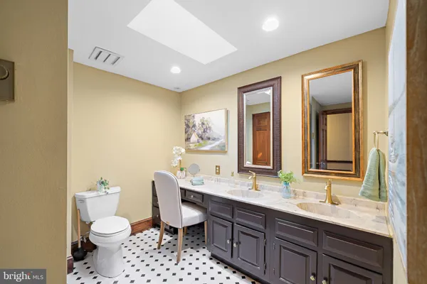 $1,550,000 | 19 Memel Drive, Thornton, PA 19373