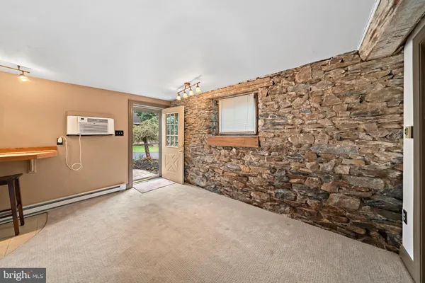 $1,550,000 | 19 Memel Drive, Thornton, PA 19373