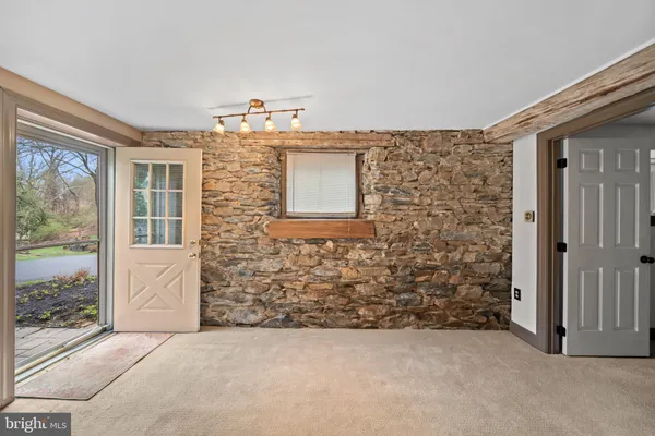 $1,550,000 | 19 Memel Drive, Thornton, PA 19373