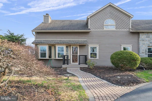 $1,550,000 | 19 Memel Drive, Thornton, PA 19373