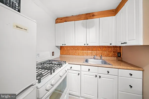 $1,550,000 | 19 Memel Drive, Thornton, PA 19373