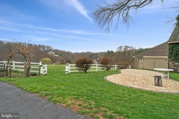 $1,550,000 | 19 Memel Drive, Thornton, PA 19373