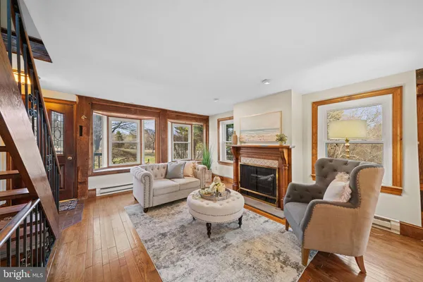 $1,550,000 | 19 Memel Drive, Thornton, PA 19373