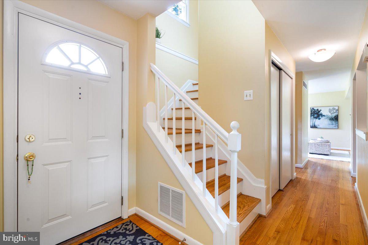 7506 Rockwood Road Frederick, MD 21702 - Photo 3 of 23 Gallery Image 3