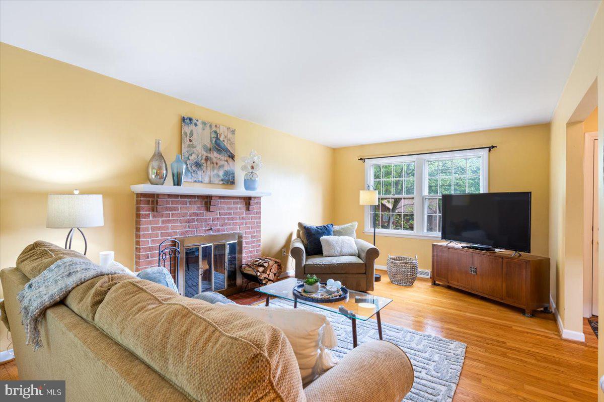7506 Rockwood Road Frederick, MD 21702 - Photo 5 of 23 Gallery Image 5