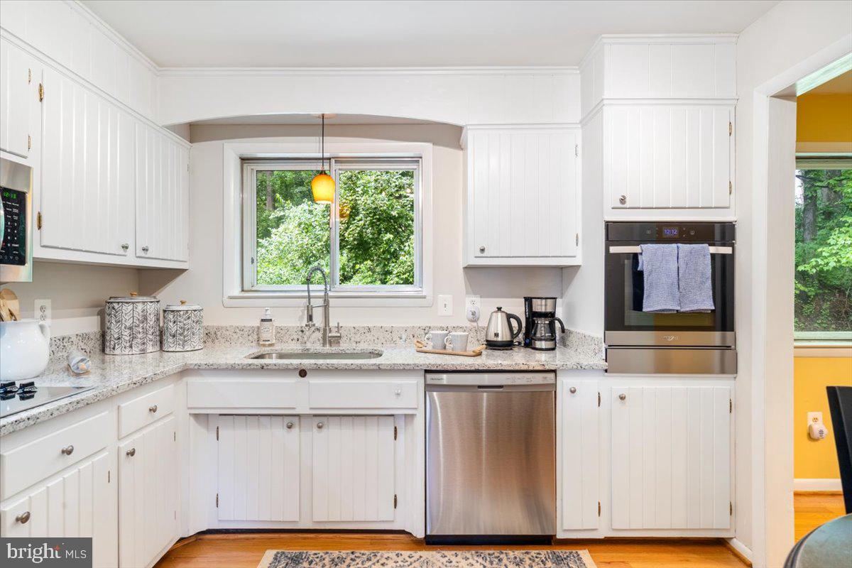 7506 Rockwood Road Frederick, MD 21702 - Photo 10 of 23 New dishwasher, wall oven, and microwave